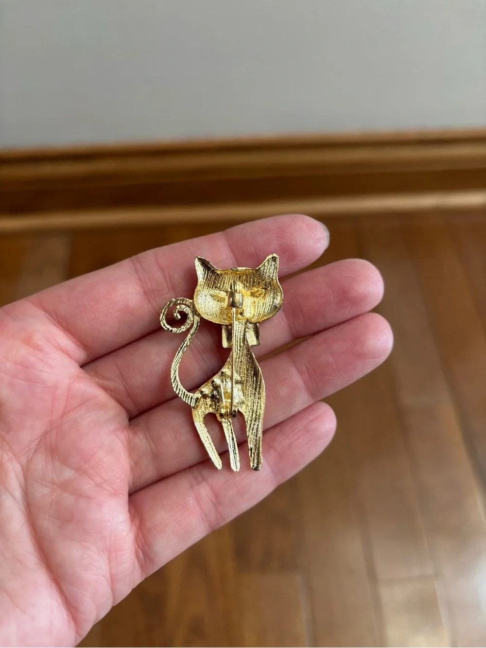 MCM Style Atomic Cat Brooch with Rhinestones